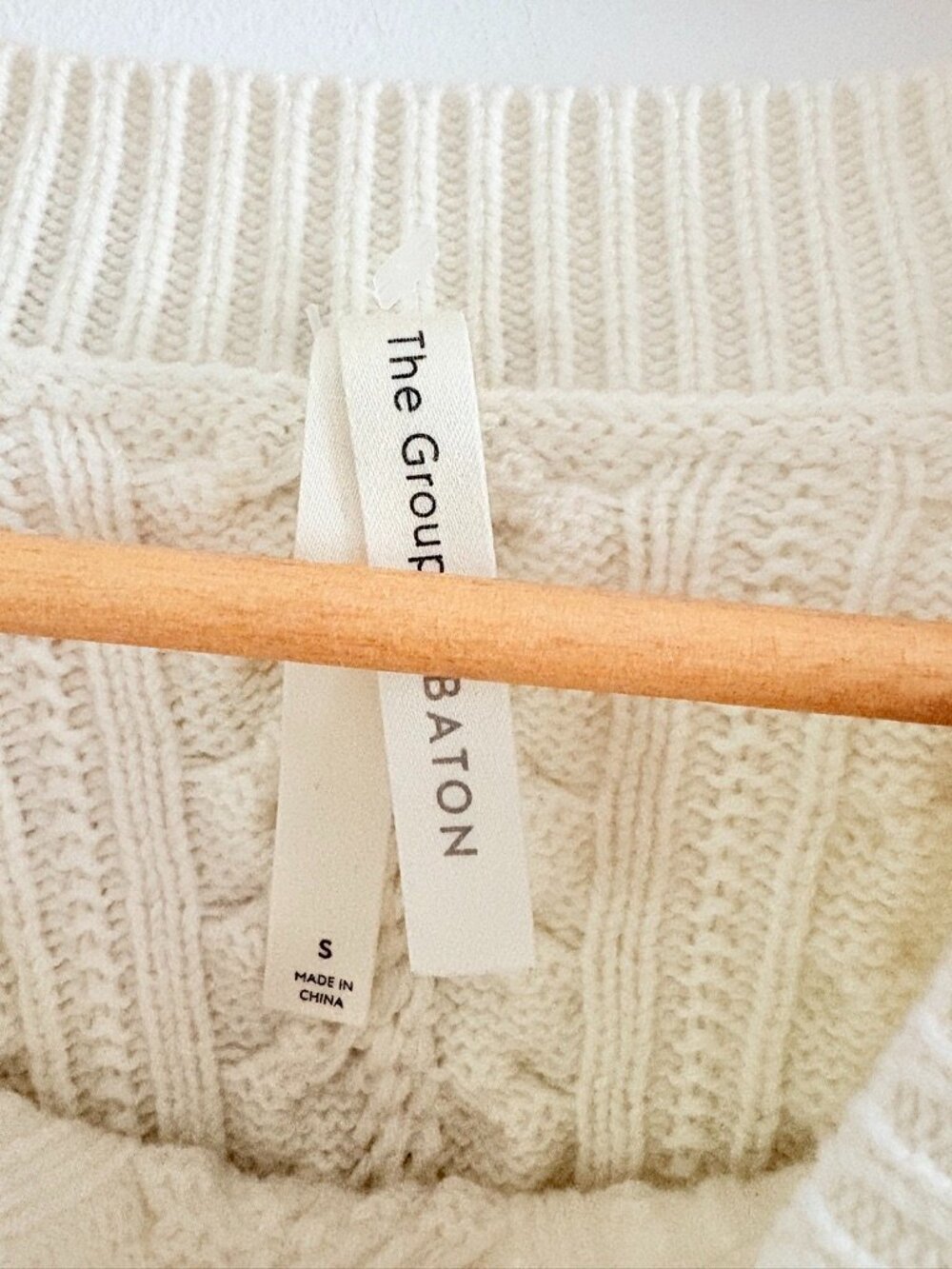 Aritzia The Group by Babaton Shores Merino Wool Sweater Birch Cream Size Small - Picture 7 of 8